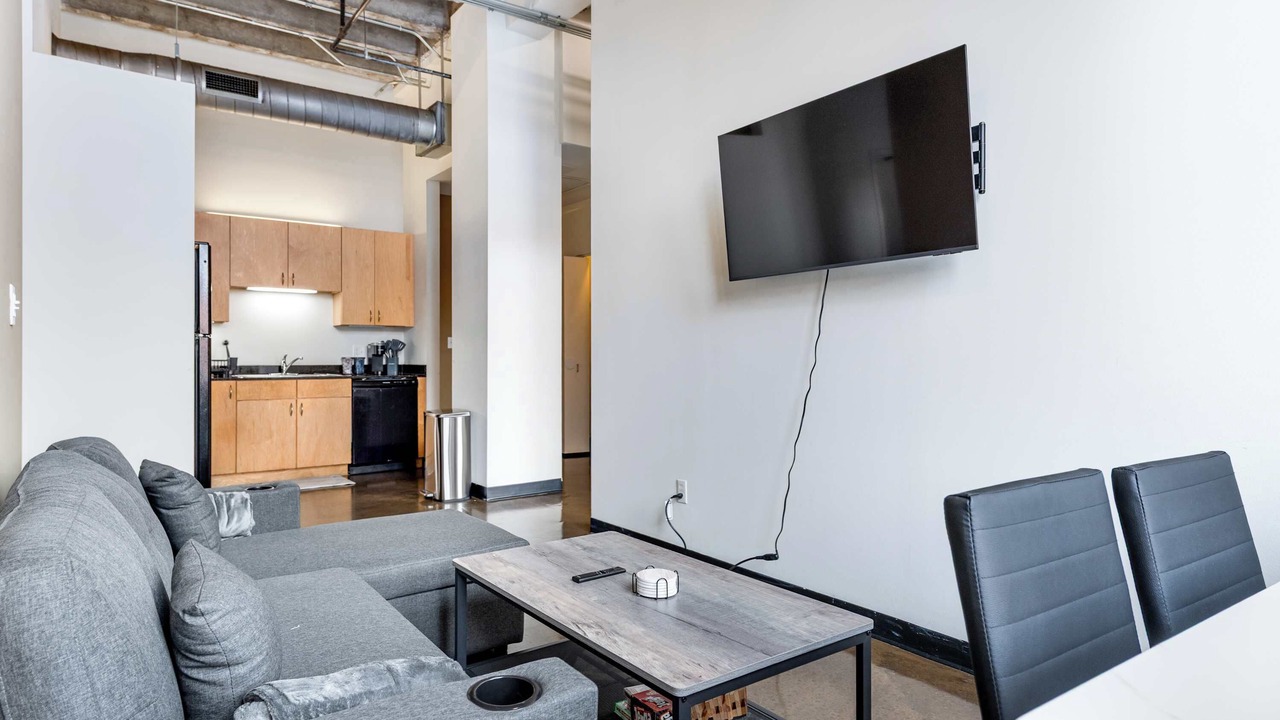 Photo of Livingroom in West Loop