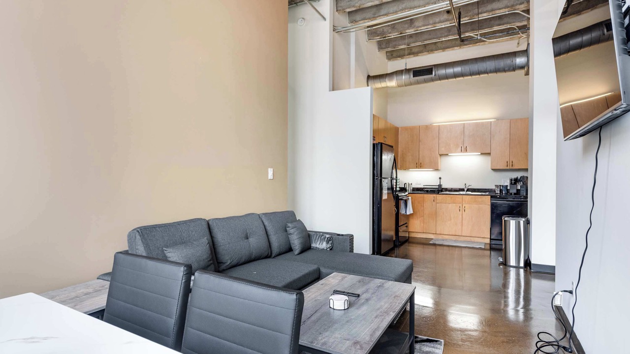 Photo of Livingroom in West Loop