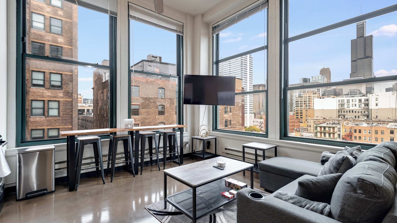 Photo of Livingroom in West Loop