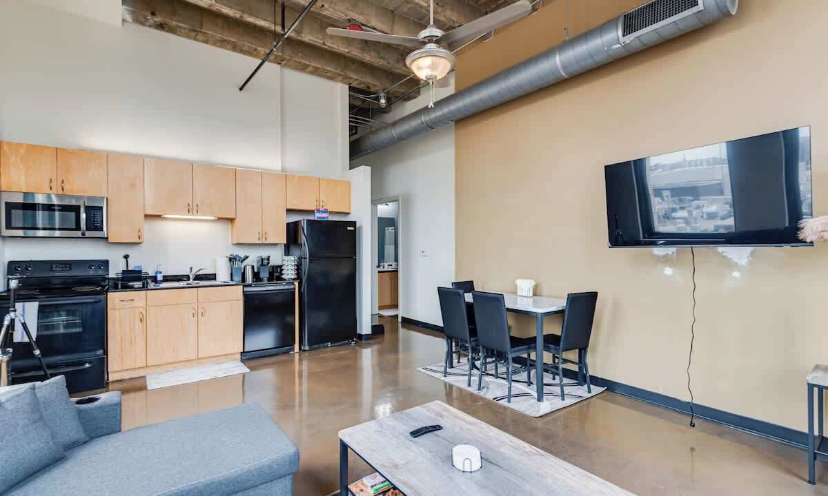 Photo of Livingroom in West Loop