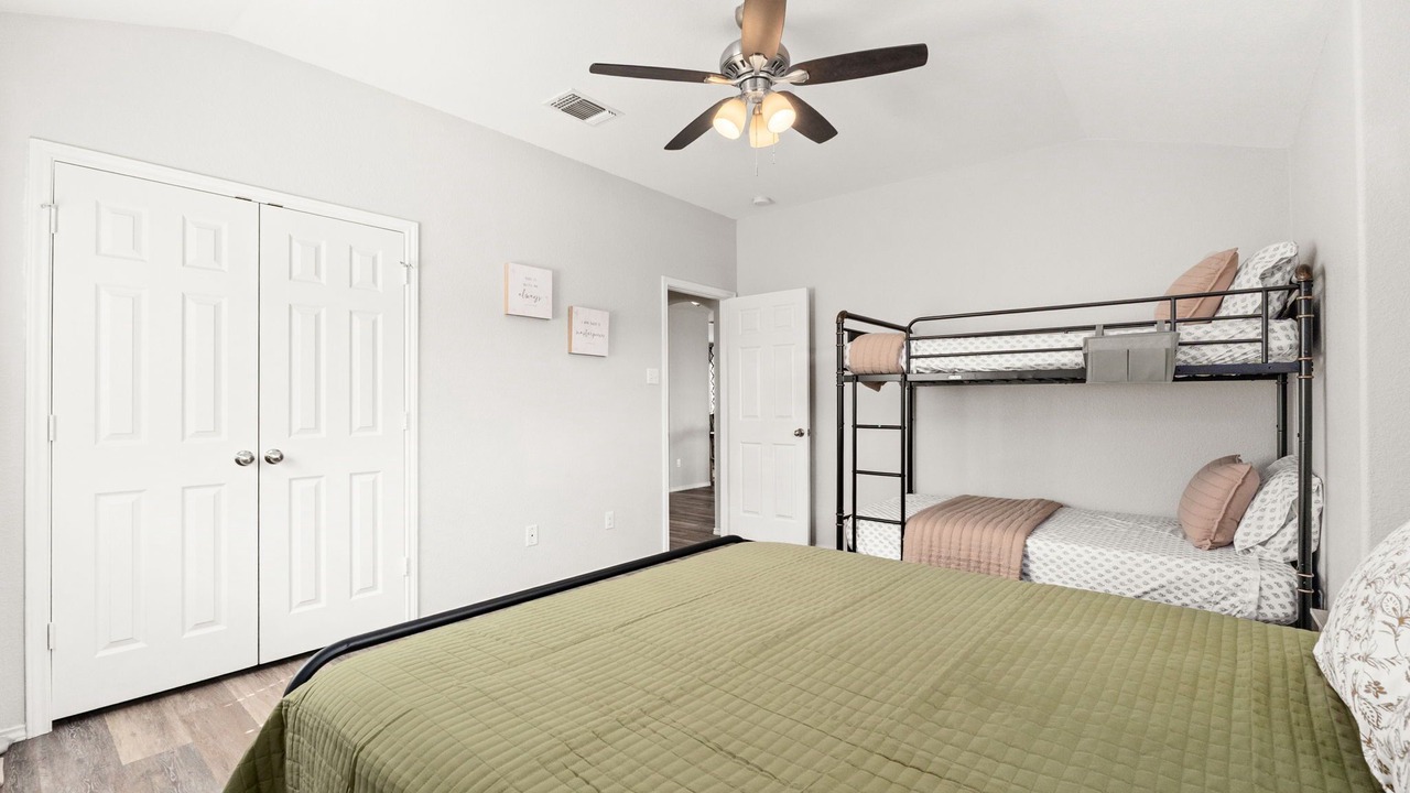 Photo of Bedroom in Temple
