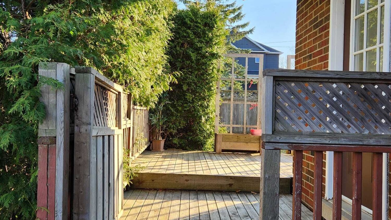 Photo of Patio Balcony in Orangeville