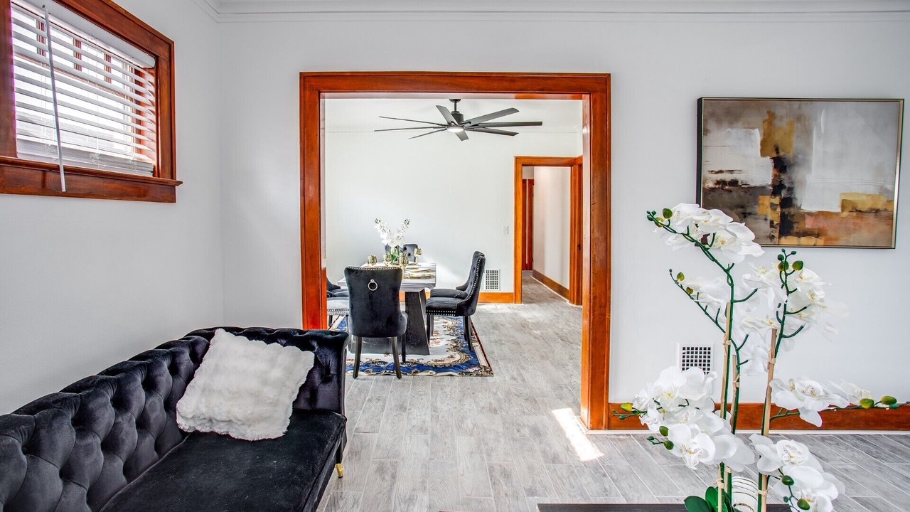 Photo of Livingroom in Rochester