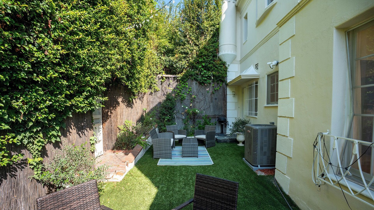 Photo of Outdoor in Beachwood Canyon