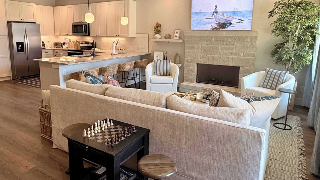 Photo of Livingroom in Granite Shoals