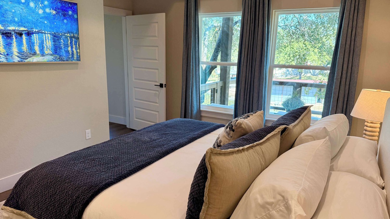 Photo of Bedroom in Granite Shoals