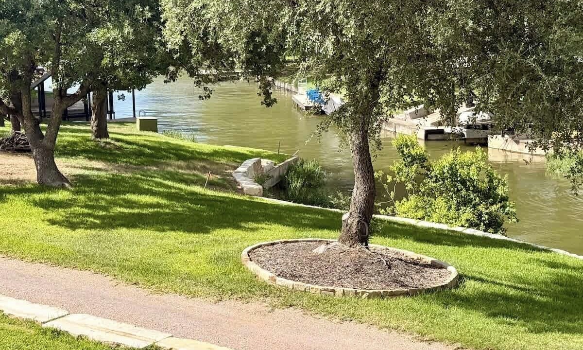 Photo of Outdoor in Granite Shoals