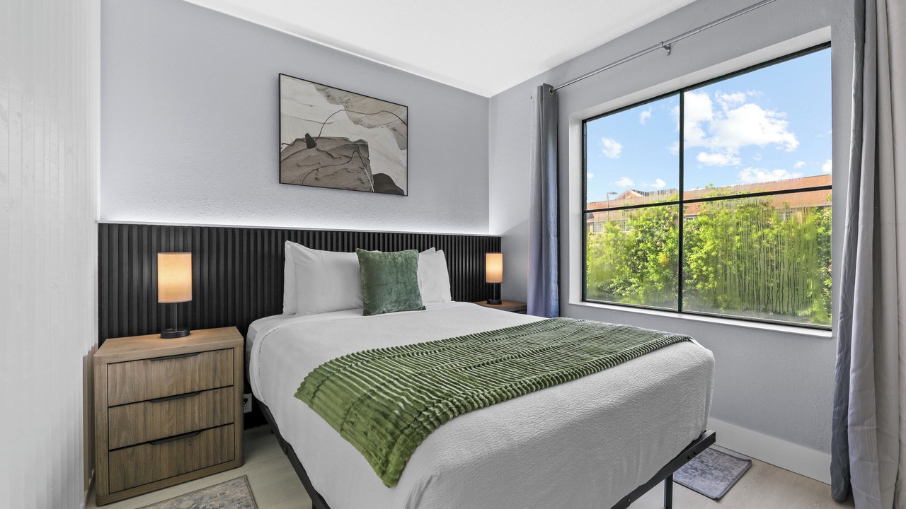 Photo of Bedroom in Florida Center