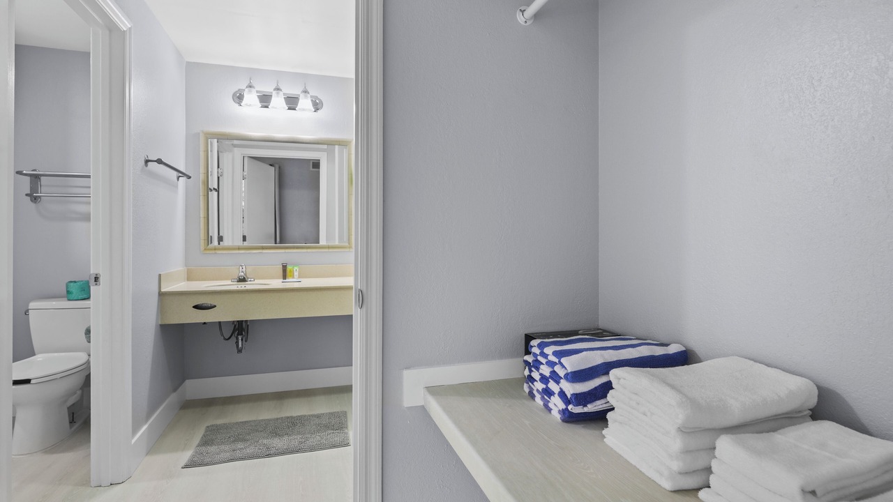 Photo of Bathroom in Florida Center