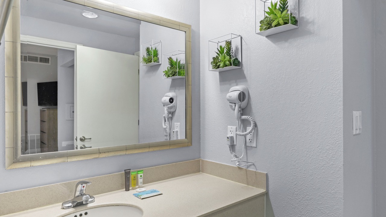Photo of Bathroom in Florida Center