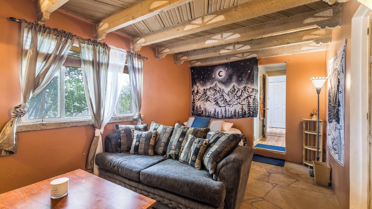 Photo of Livingroom in Pojoaque
