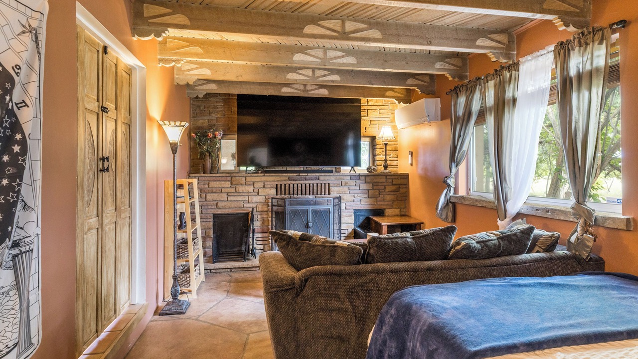 Photo of Livingroom in Pojoaque