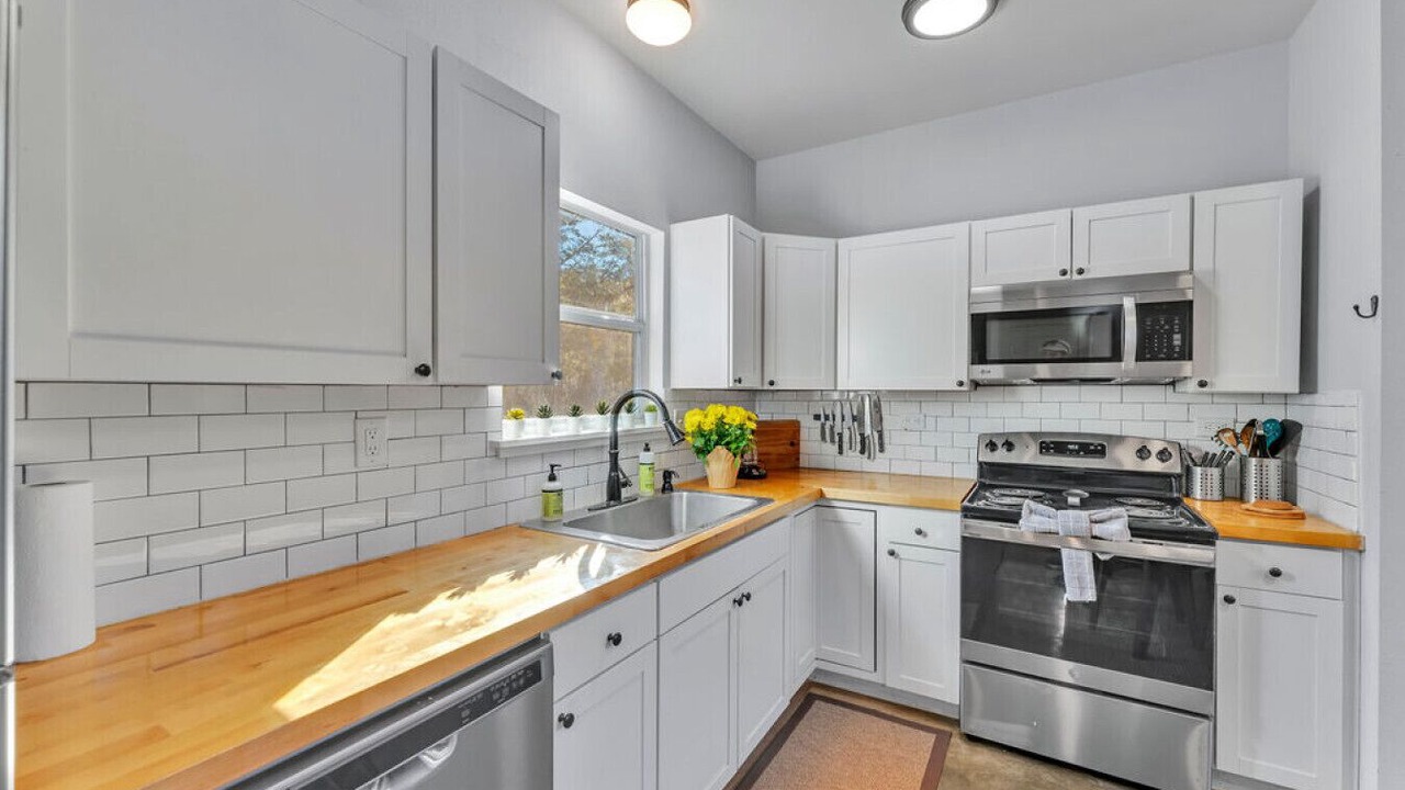Photo of Kitchen in Driftwood