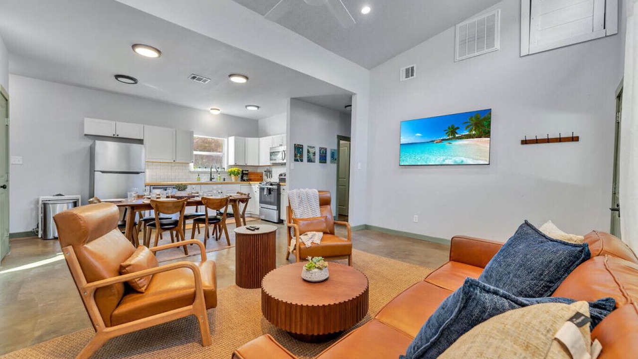 Photo of Livingroom in Driftwood