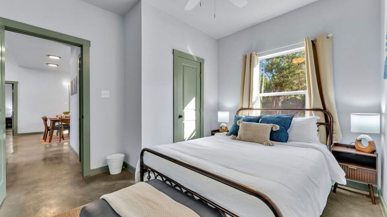 Photo of Bedroom in Driftwood