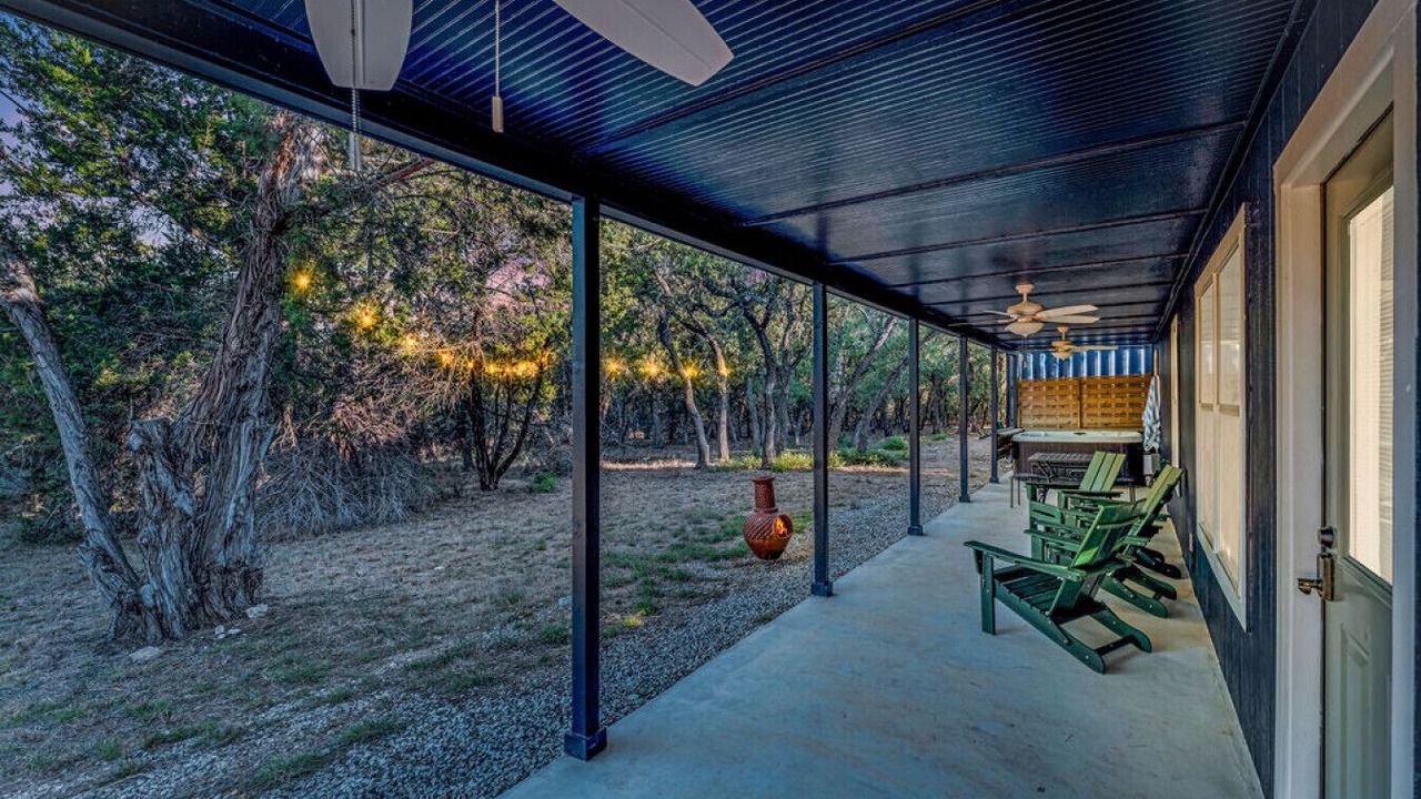 Photo of Patio Balcony in Driftwood