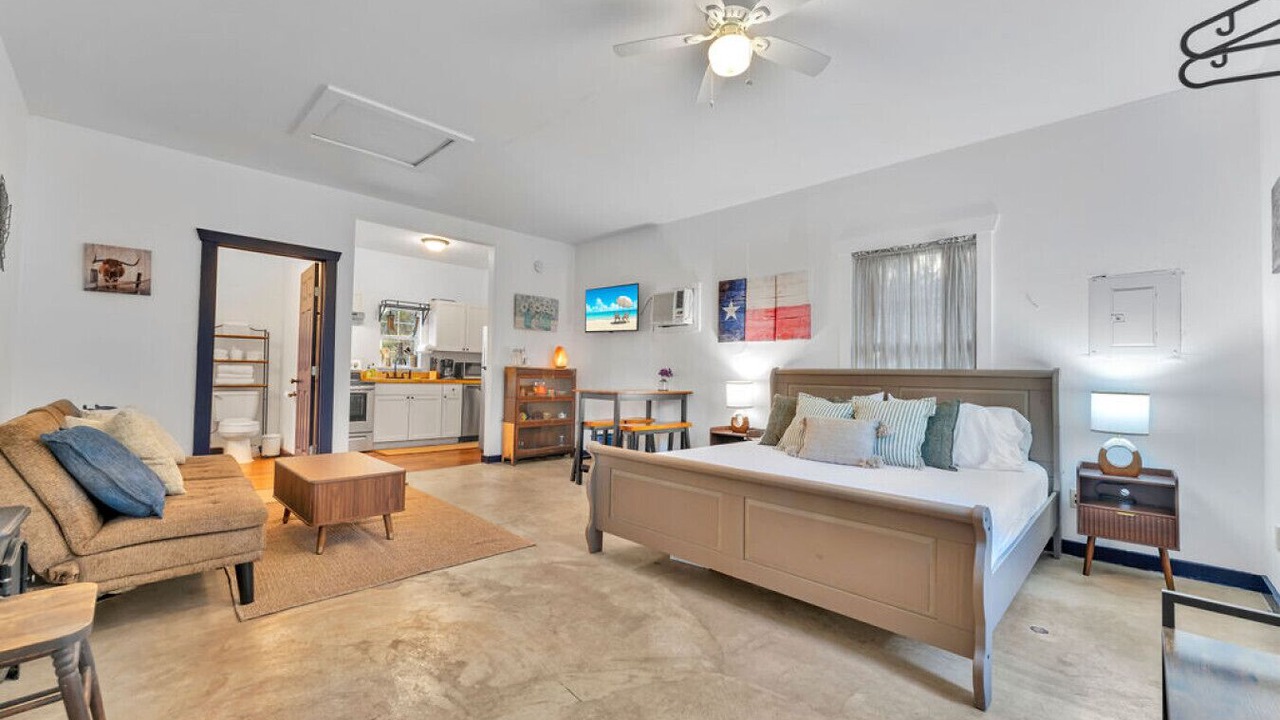 Photo of Bedroom in Driftwood