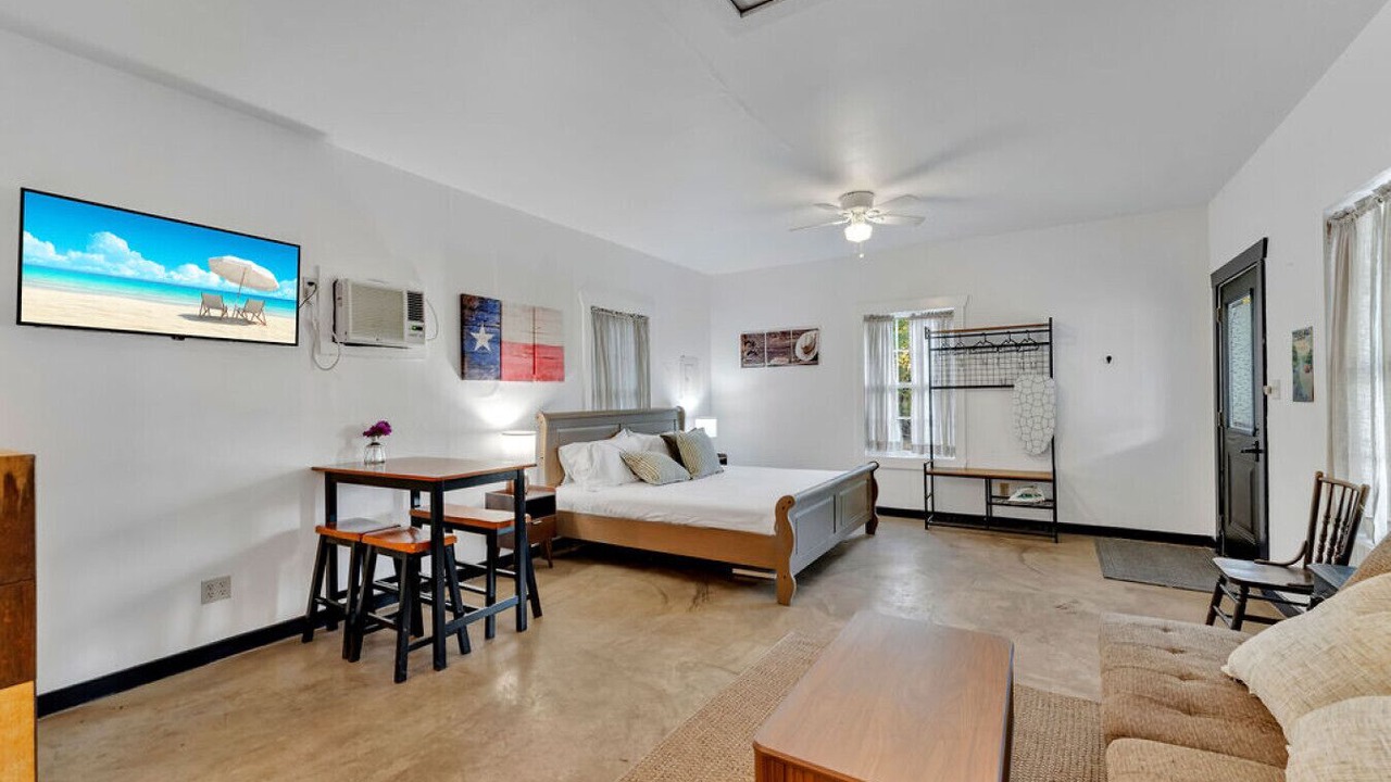 Photo of Livingroom in Driftwood