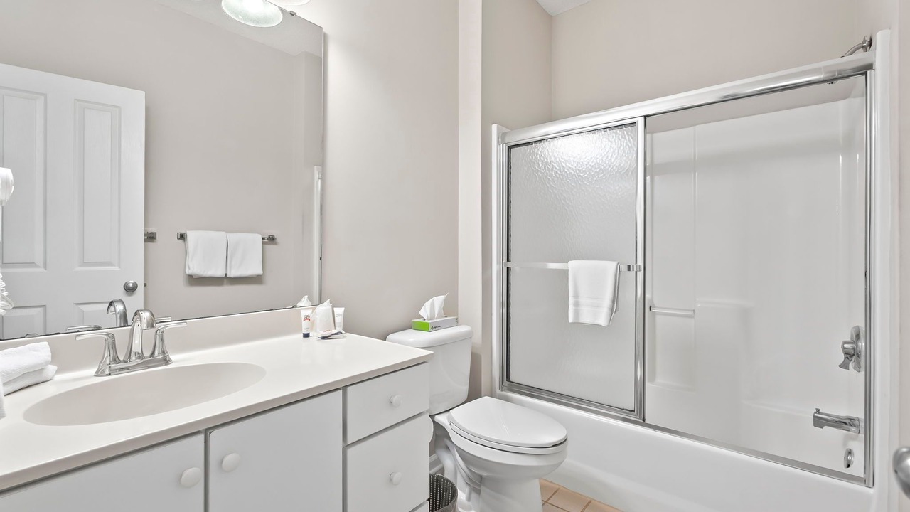 Photo of Bathroom in Red Hill
