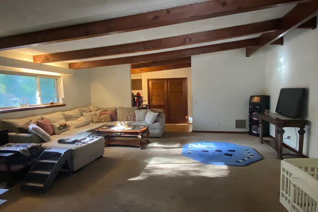 Photo of Livingroom in Lupton City