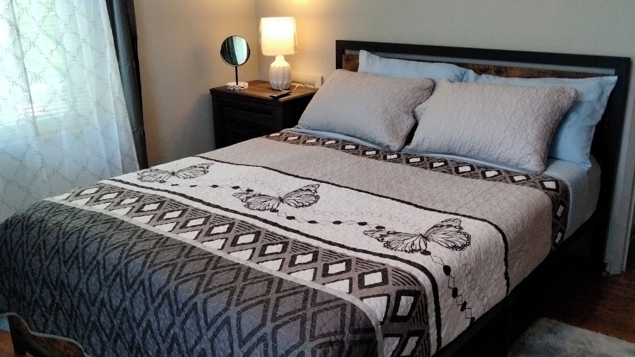Photo of Bedroom in Lindenwood Park