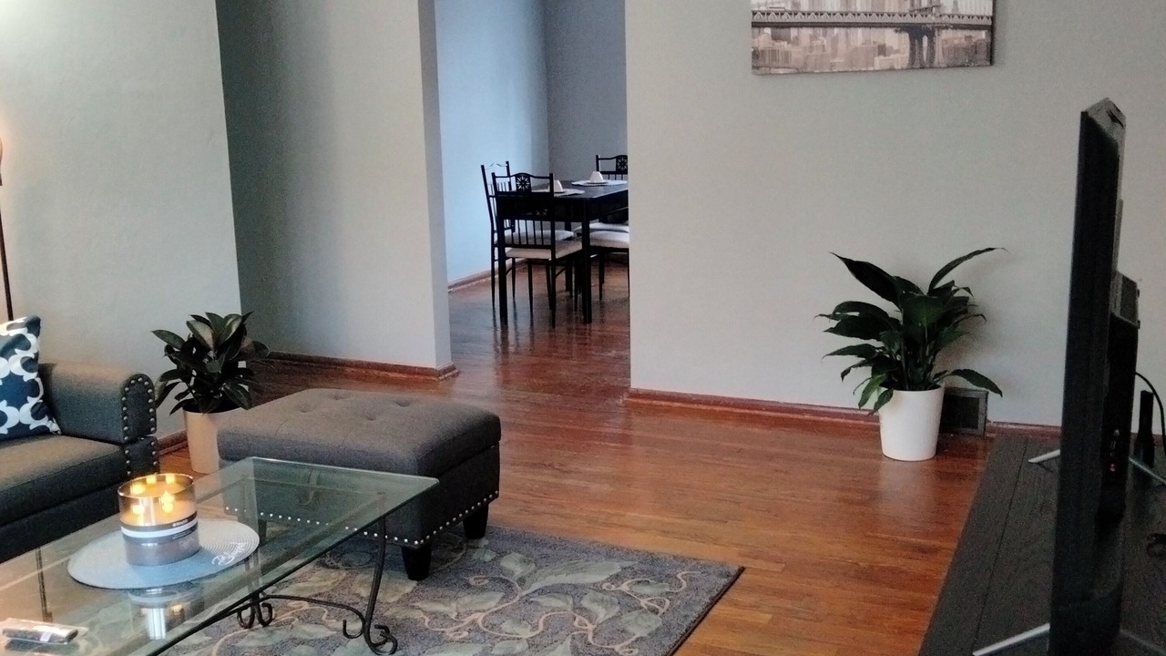 Photo of Livingroom in Lindenwood Park
