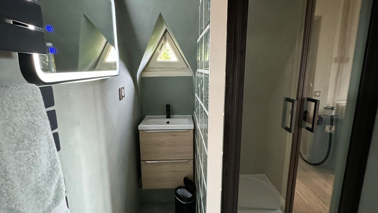 Photo of Bathroom in Tourgeville