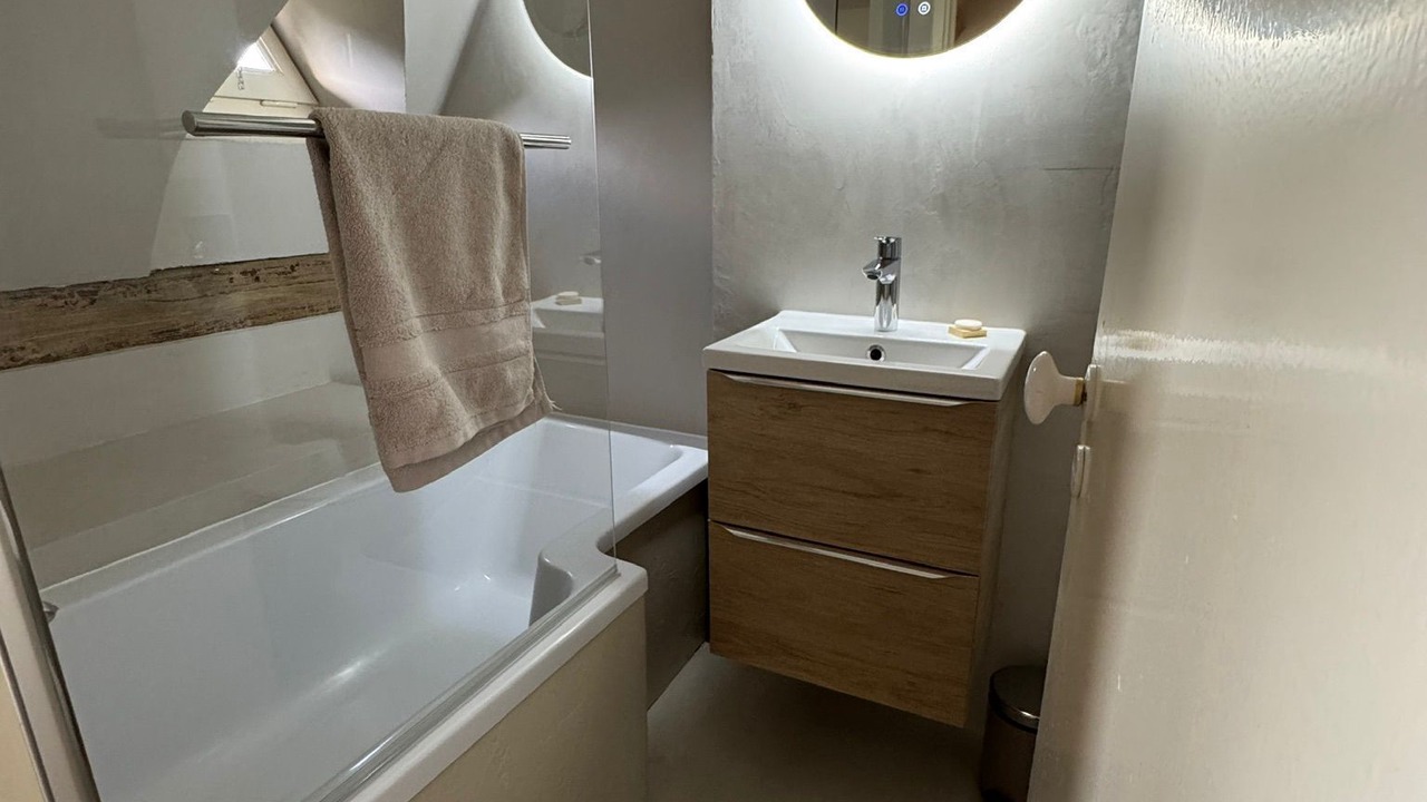 Photo of Bathroom in Tourgeville