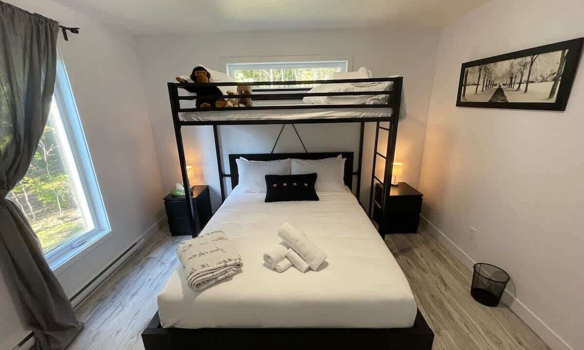 Photo of Bedroom in Rawdon