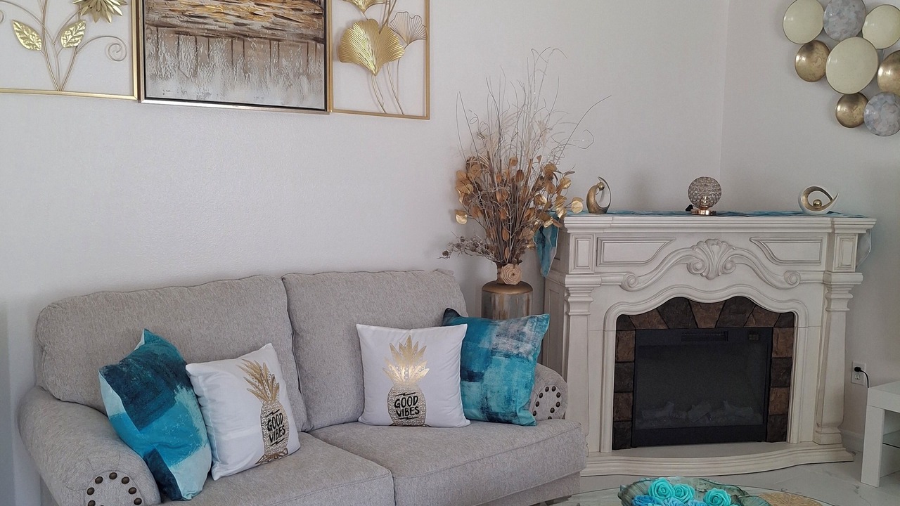 Photo of Livingroom in Candler