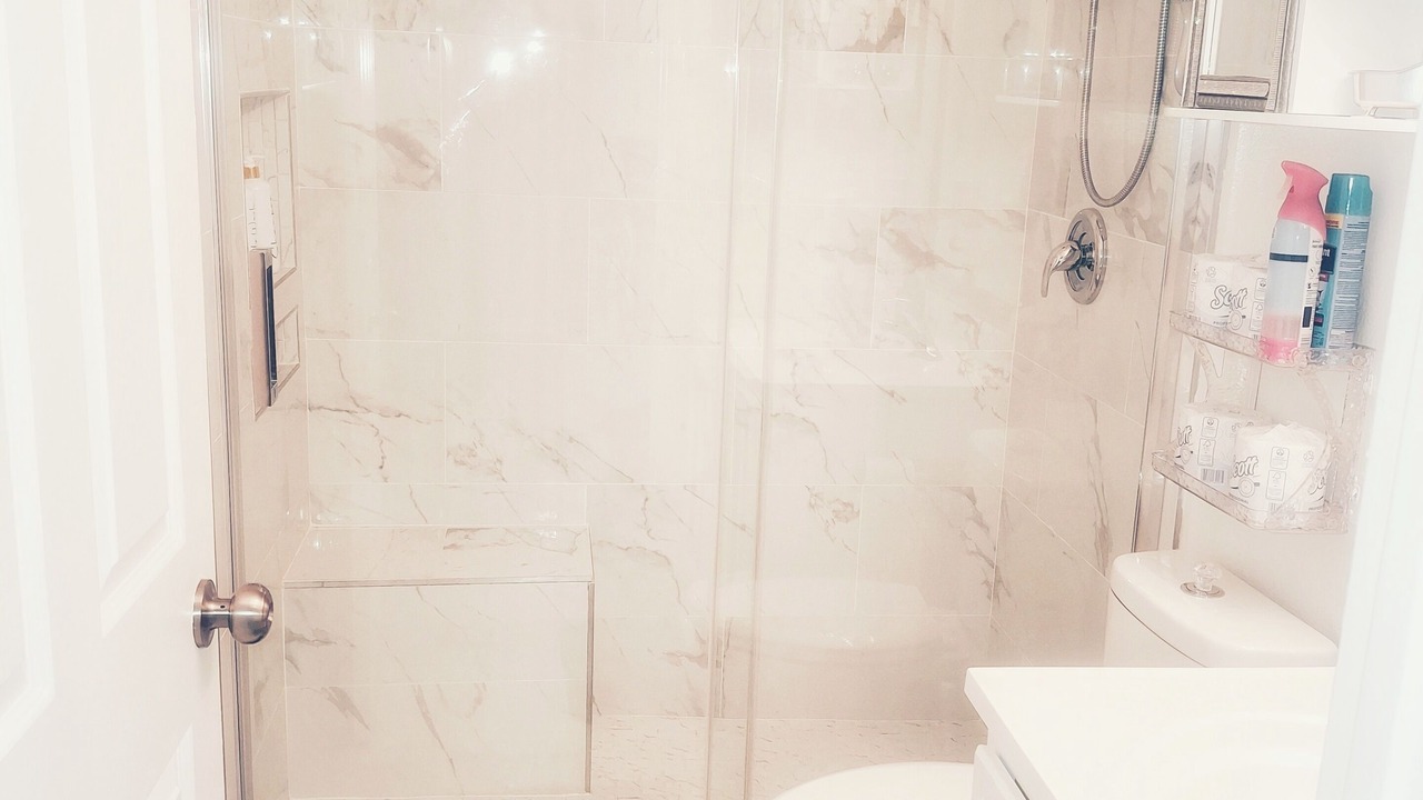 Photo of Bathroom in Candler