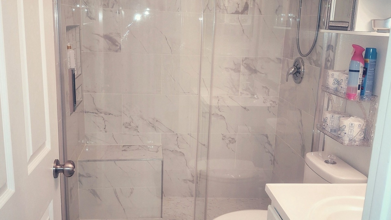 Photo of Bathroom in Candler