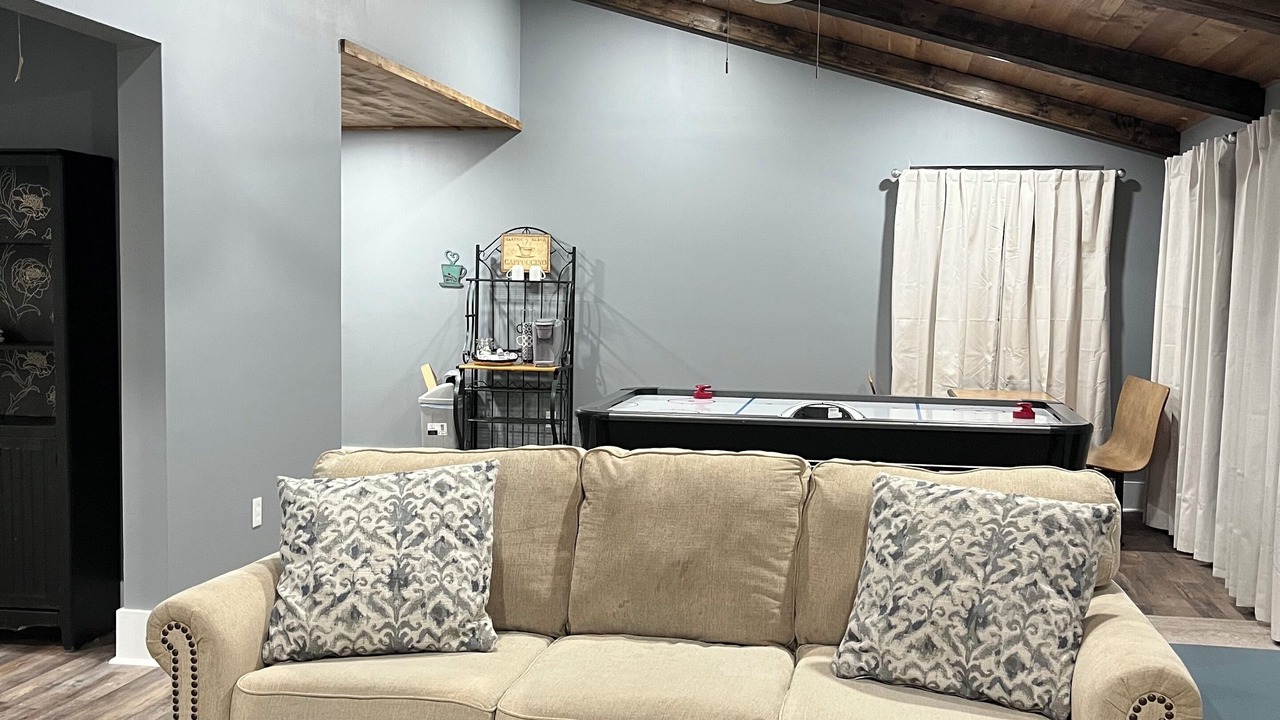 Photo of Livingroom in Cabot