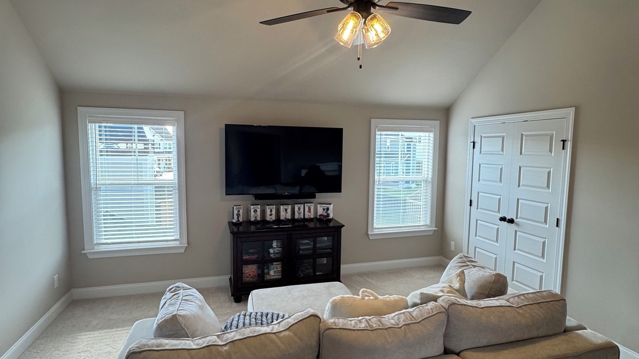 Photo of Livingroom in Evans