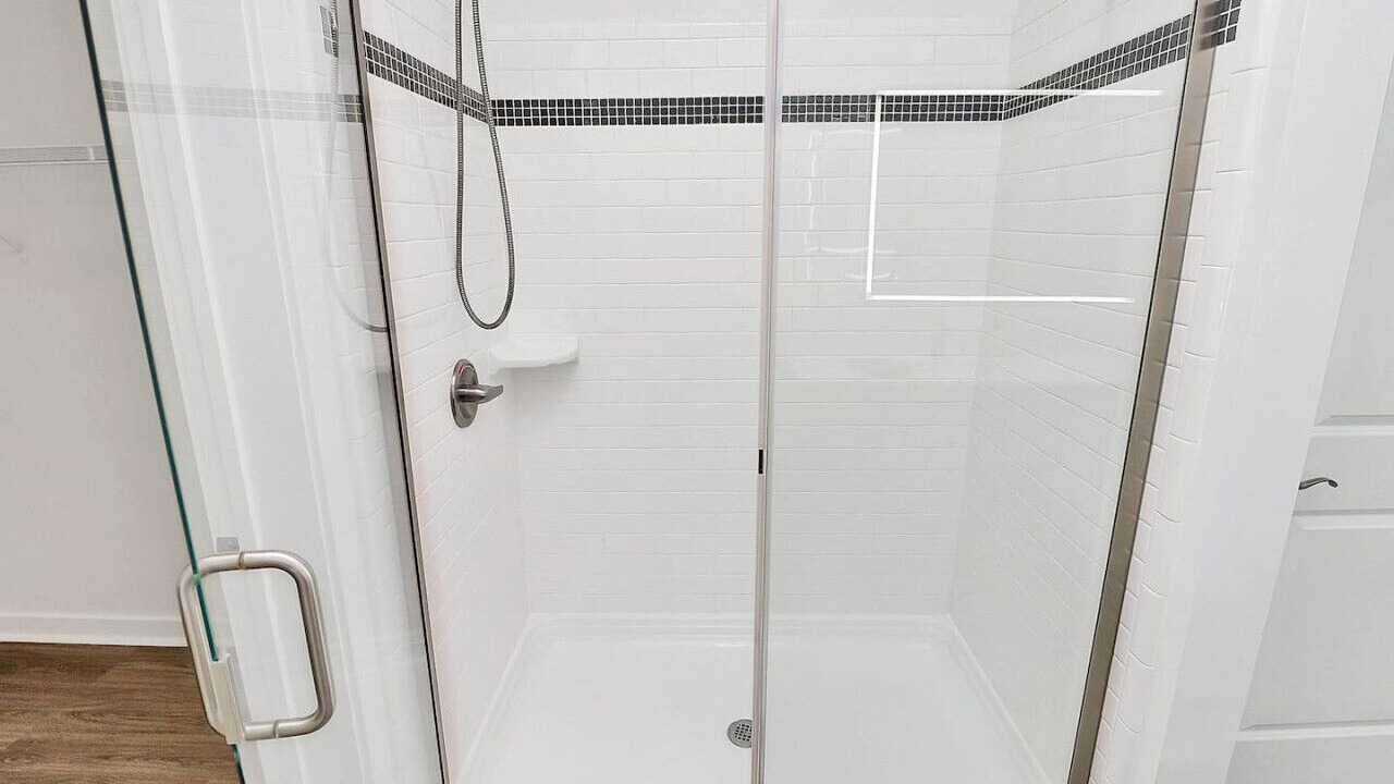 Photo of Bathroom in Cherry