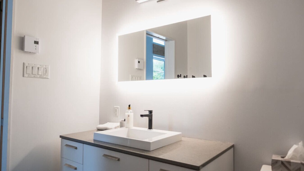 Photo of Bathroom in Argenteuil Regional County Municipality