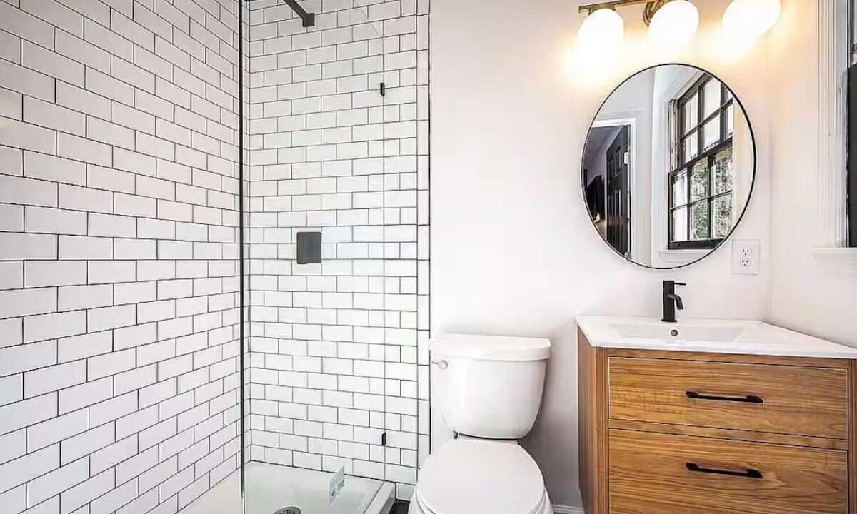 Photo of Bathroom in Smyrna