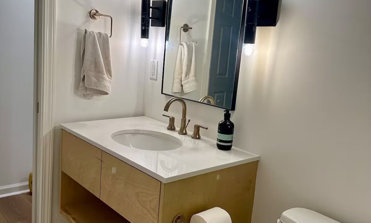 Photo of Bathroom in Smyrna