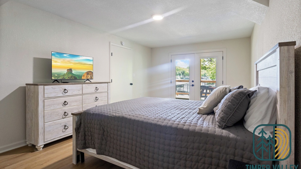 Photo of Bedroom in Gravois Mills