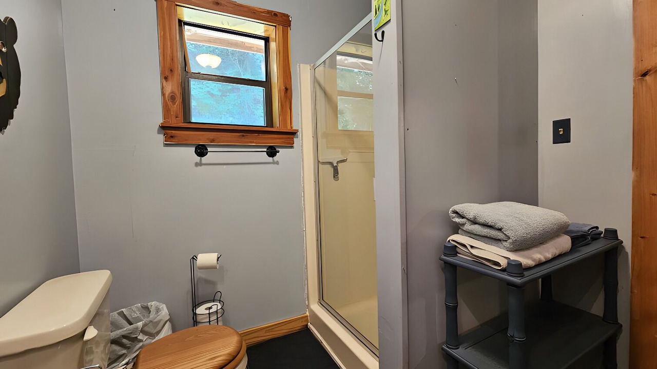 Photo of Bathroom in Marshall