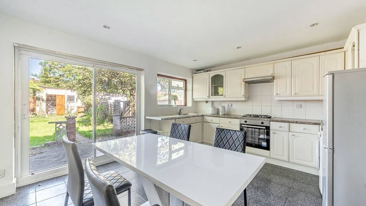 Photo of Kitchen in Roxbourne