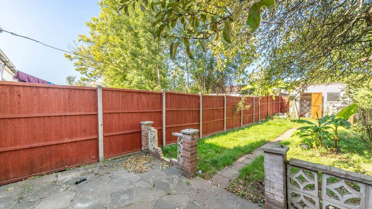 Photo of Outdoor in Roxbourne