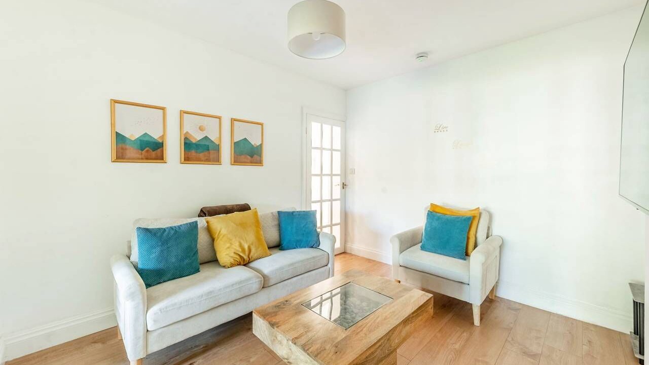 Photo of Livingroom in Roxbourne