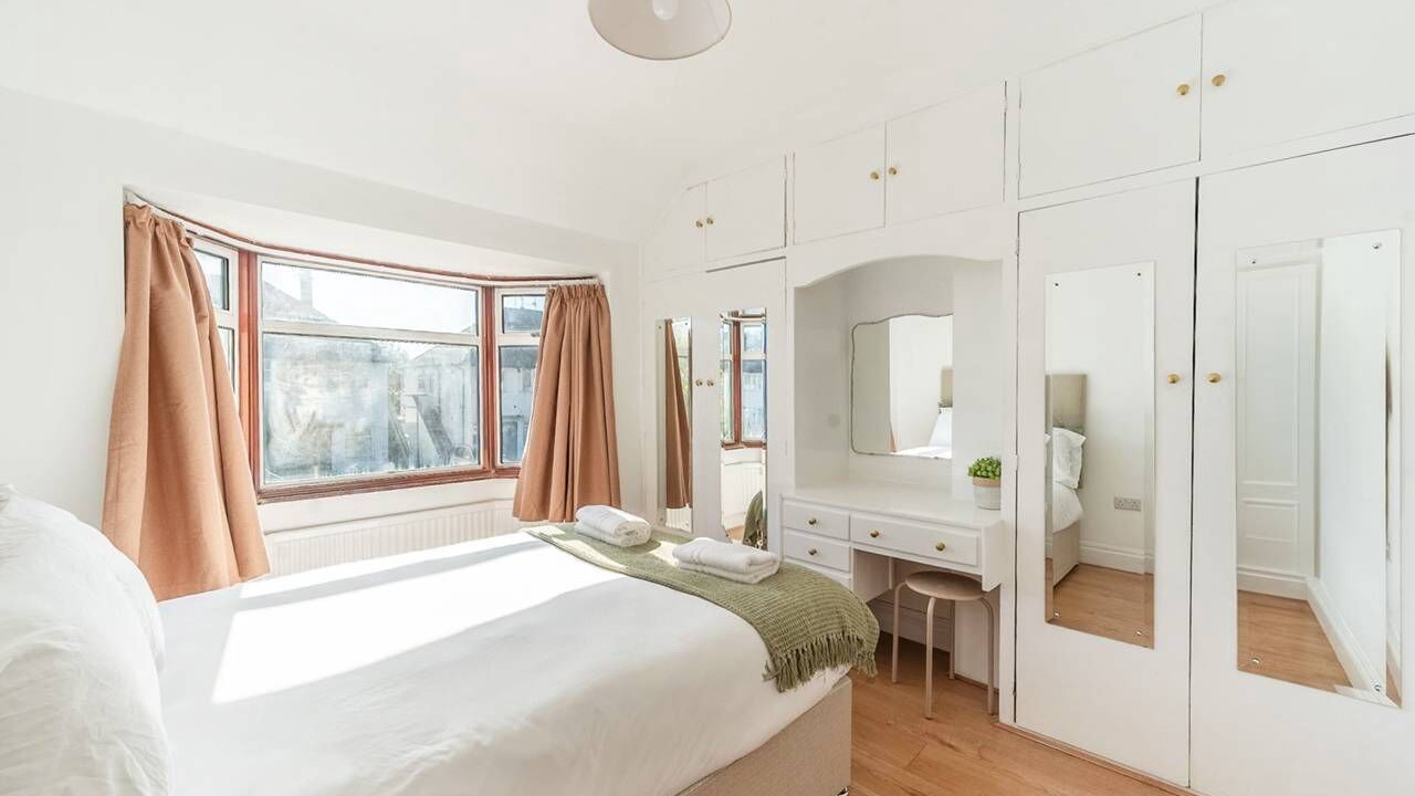 Photo of Bedroom in Roxbourne