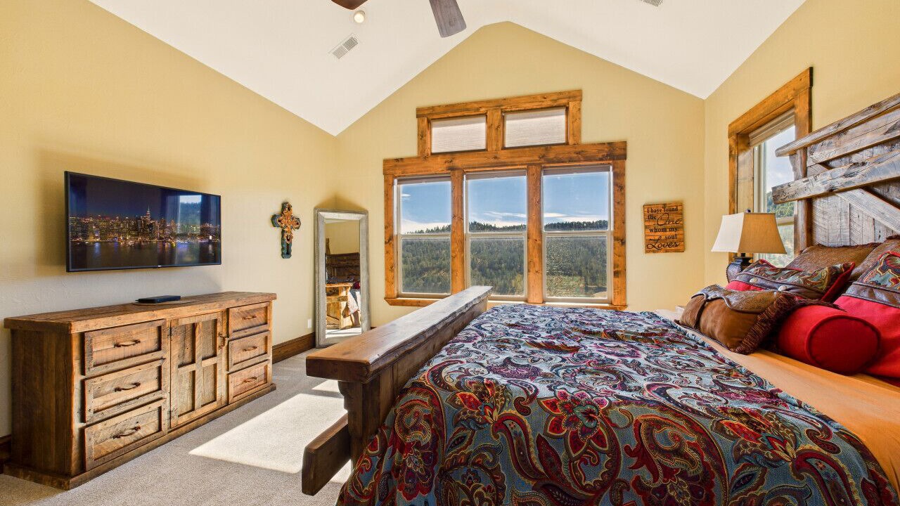 Photo of Bedroom in Ruidoso