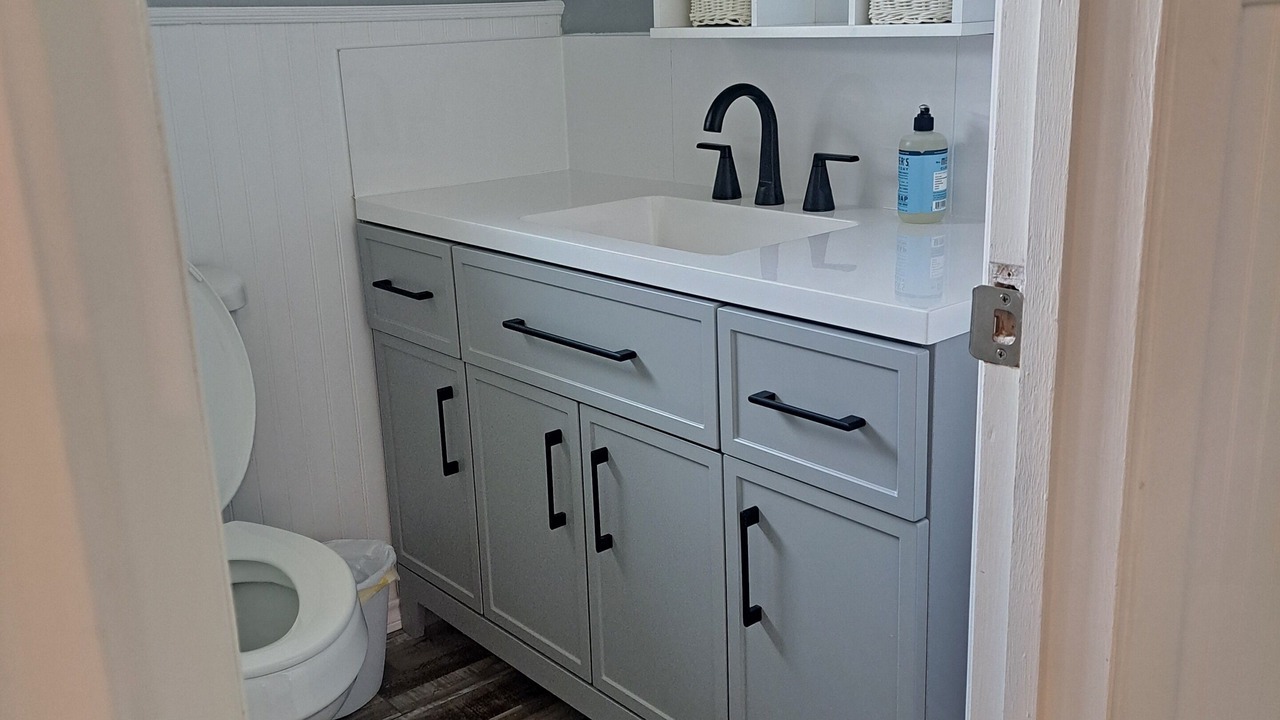Photo of Bathroom in Sunset