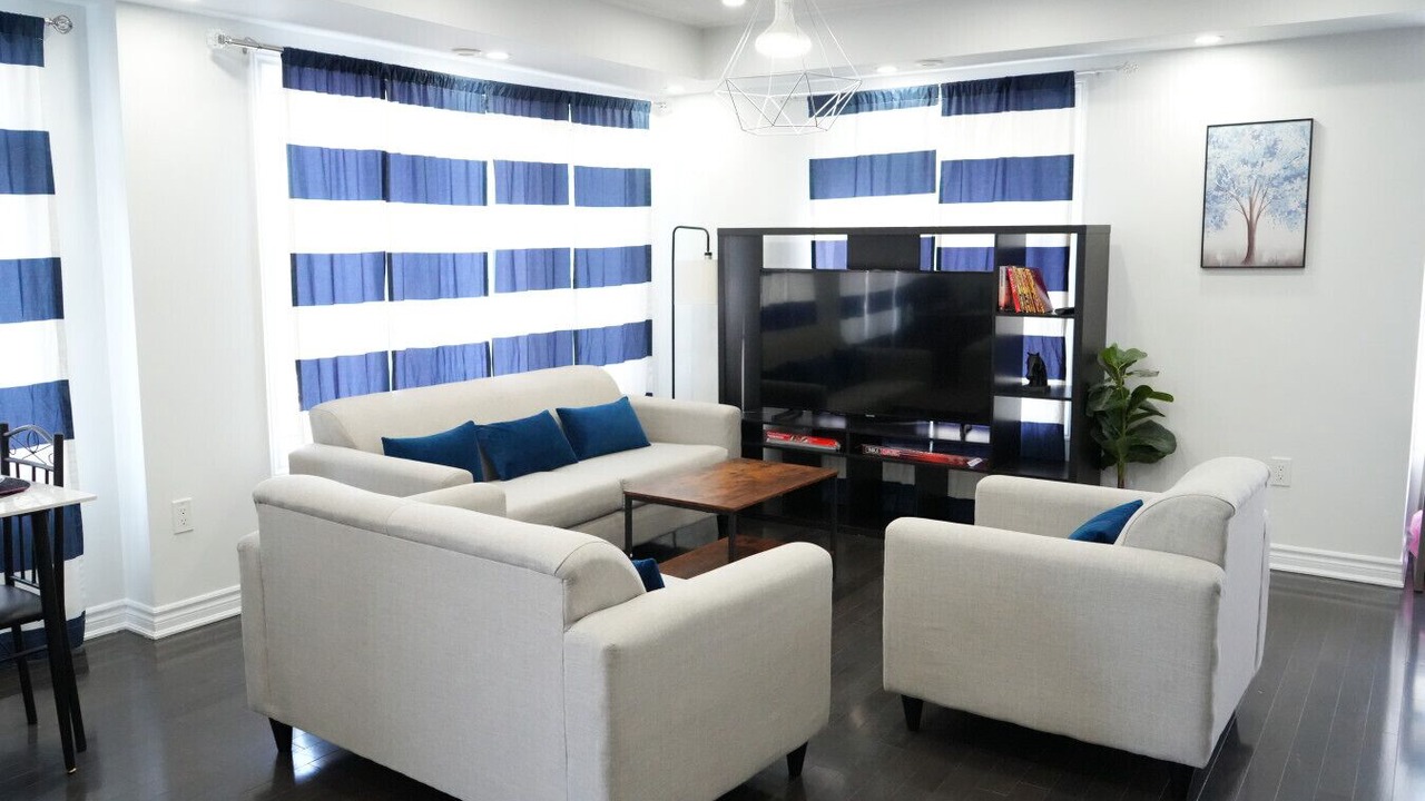 Photo of Livingroom in Mount Pleasant