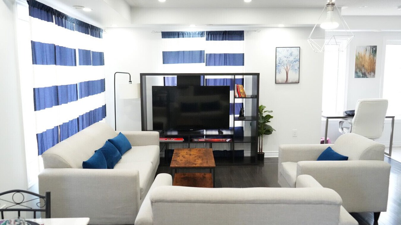 Photo of Livingroom in Mount Pleasant