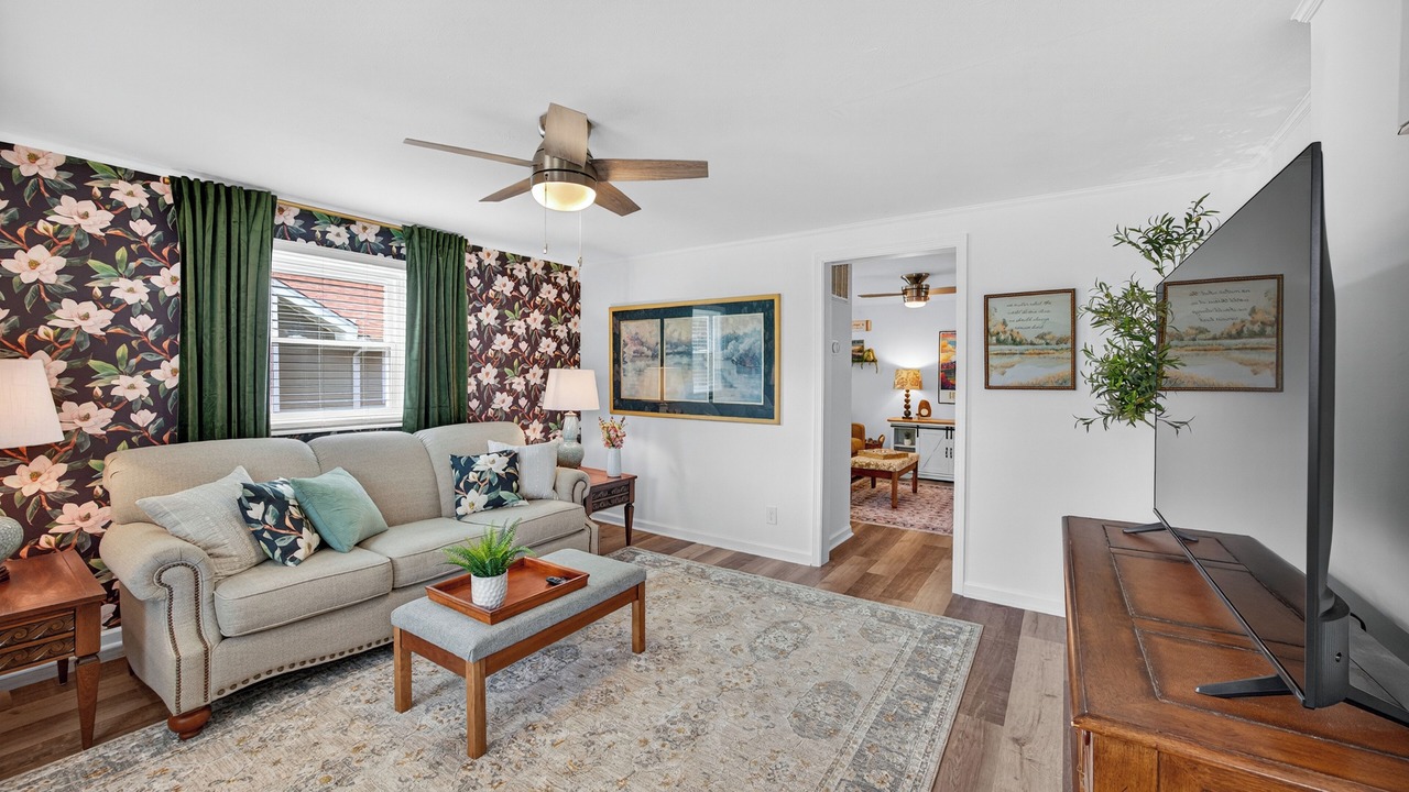 Photo of Livingroom in Greensboro