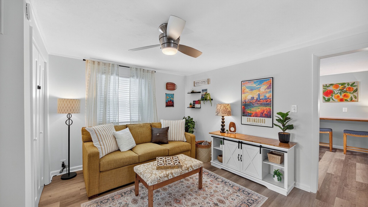Photo of Livingroom in Greensboro